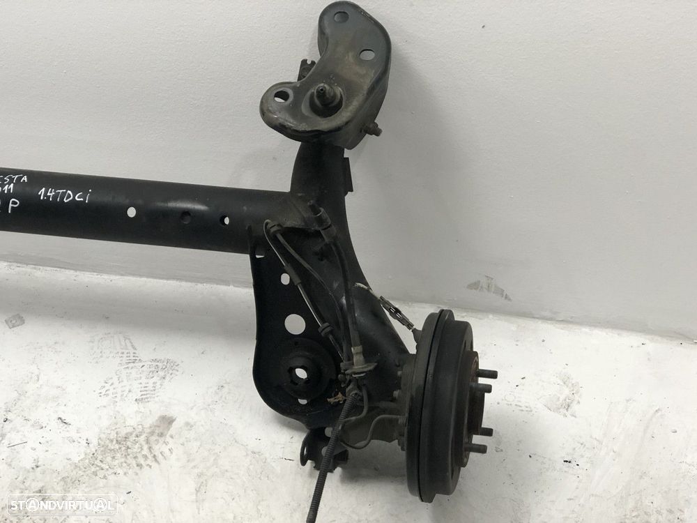 Eixo Trás COM ABS Usado FORD FIESTA VI Van 1.4 TDCi | 01.09 - - 2