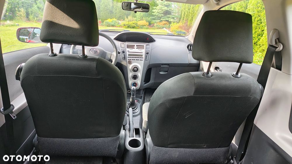 Toyota Yaris 1.0 Luna - 7