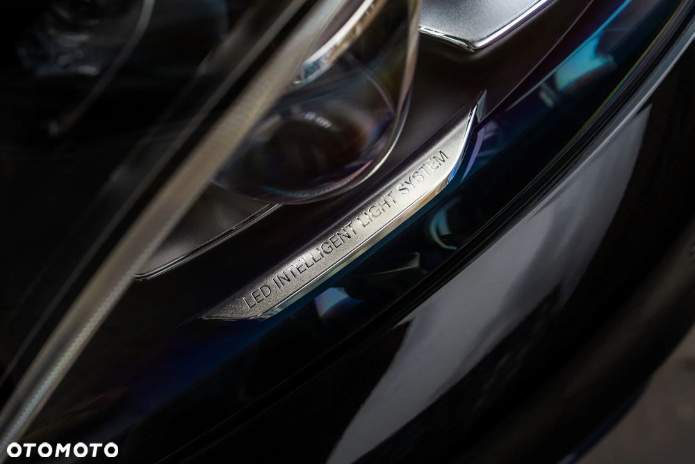 Mercedes-Benz Klasa C AMG 63 S - 13