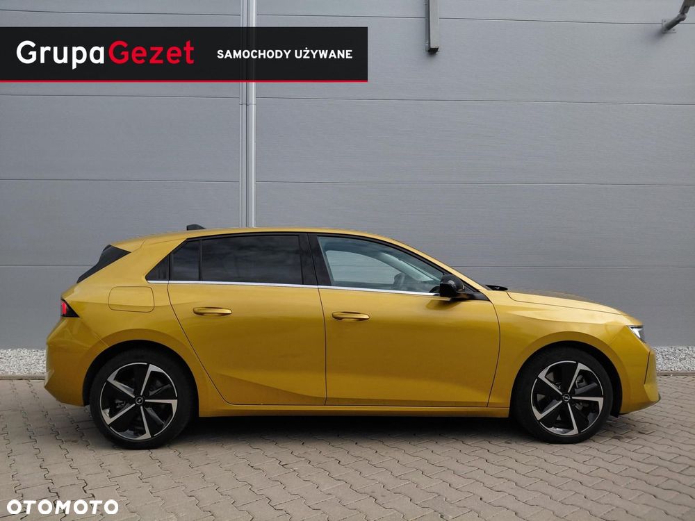 Opel Astra - 4
