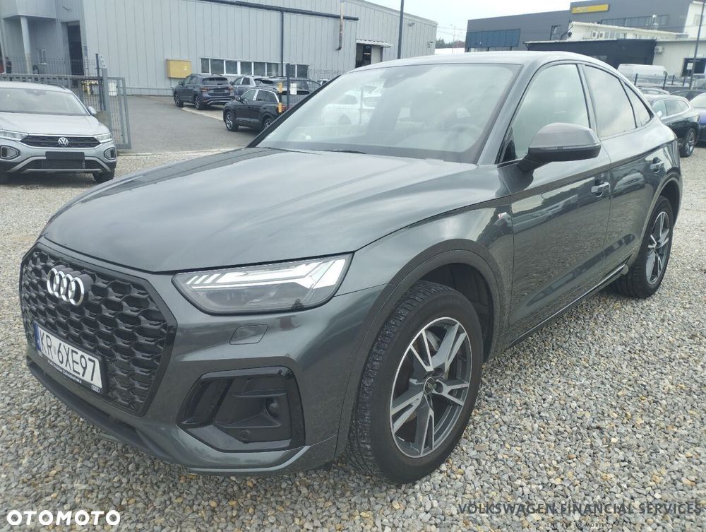 Audi Q5 Sportback - 1