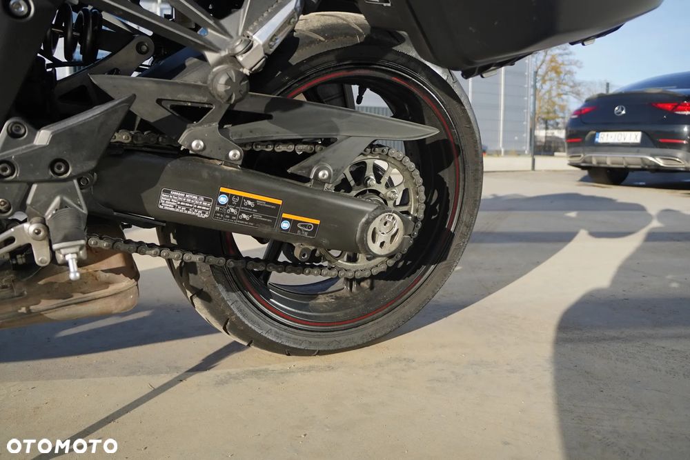 Kawasaki Ninja 1000 SX - 16
