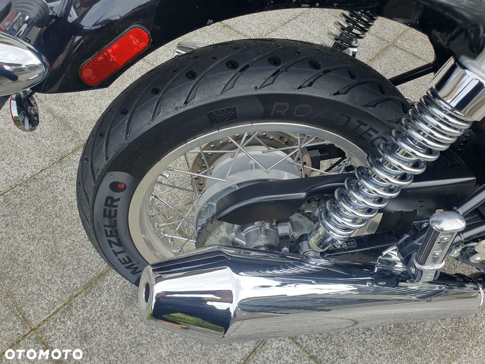 Triumph Thruxton - 15