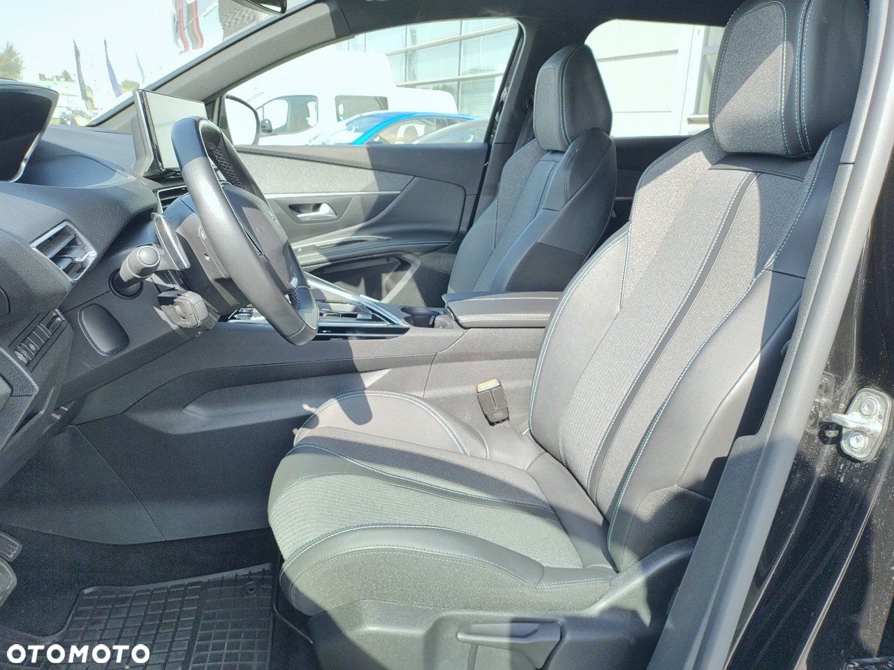 Peugeot 3008 1.2 PureTech Allure Pack S&S EAT8 - 9