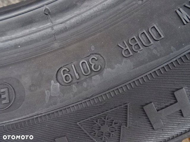 205/60/R16 92H Uniroyal MS Plus 77 - 7