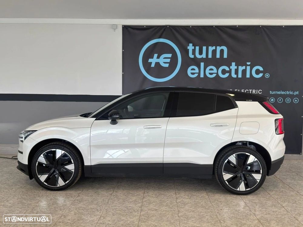Volvo EX30 69 kWh Twin Motor Plus - 1