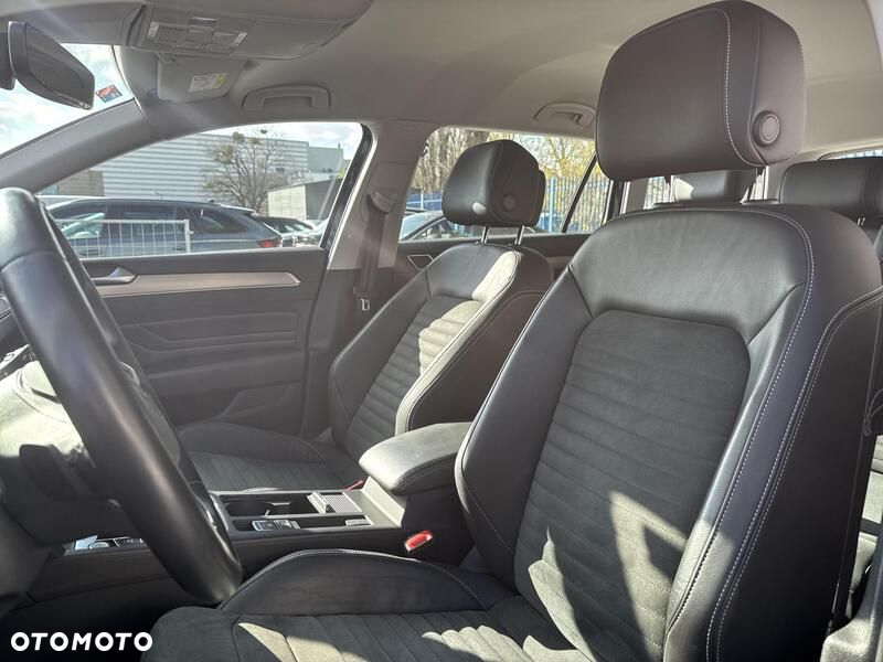 Volkswagen Passat 2.0 TSI Elegance DSG - 13