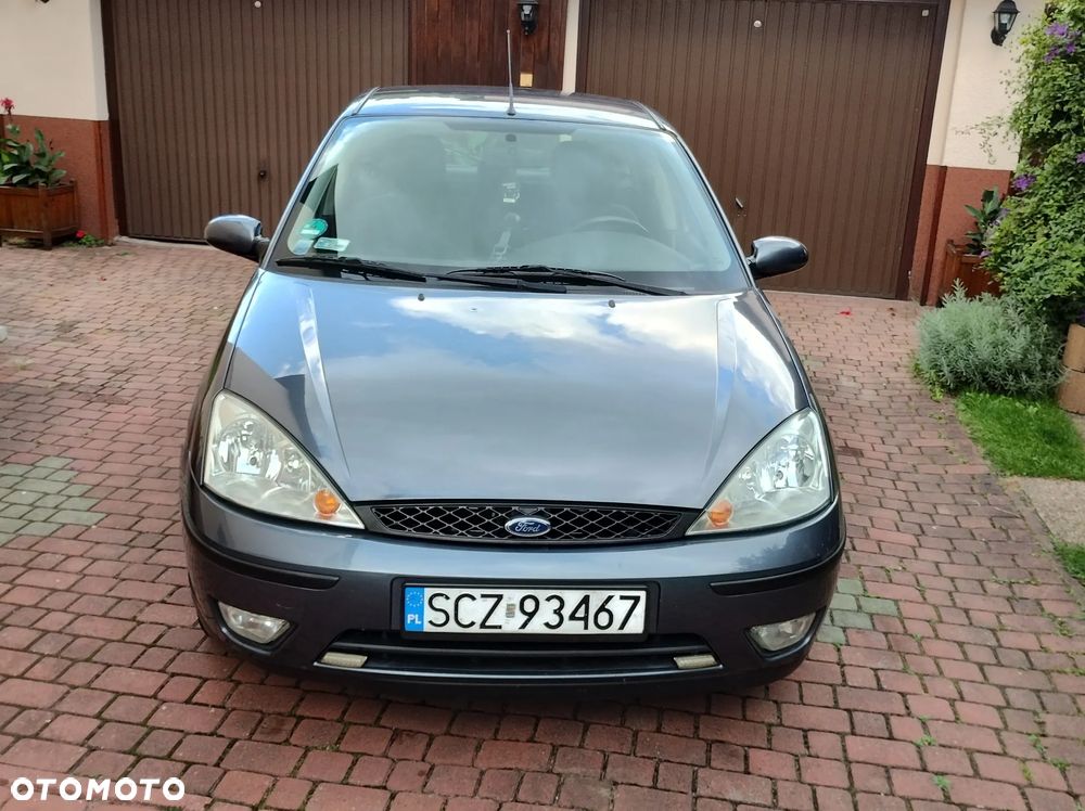 Ford Focus 1.6 16V Trend - 18