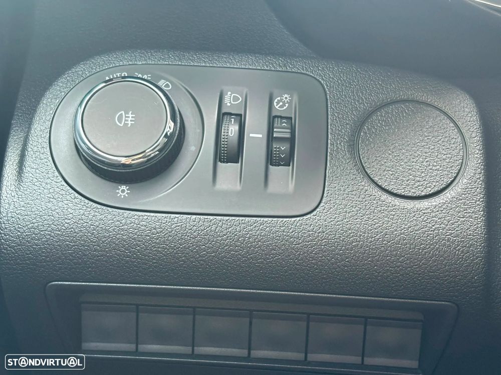 Opel Combo Cargo 1.5 CDTi L2H1 100cv - 10