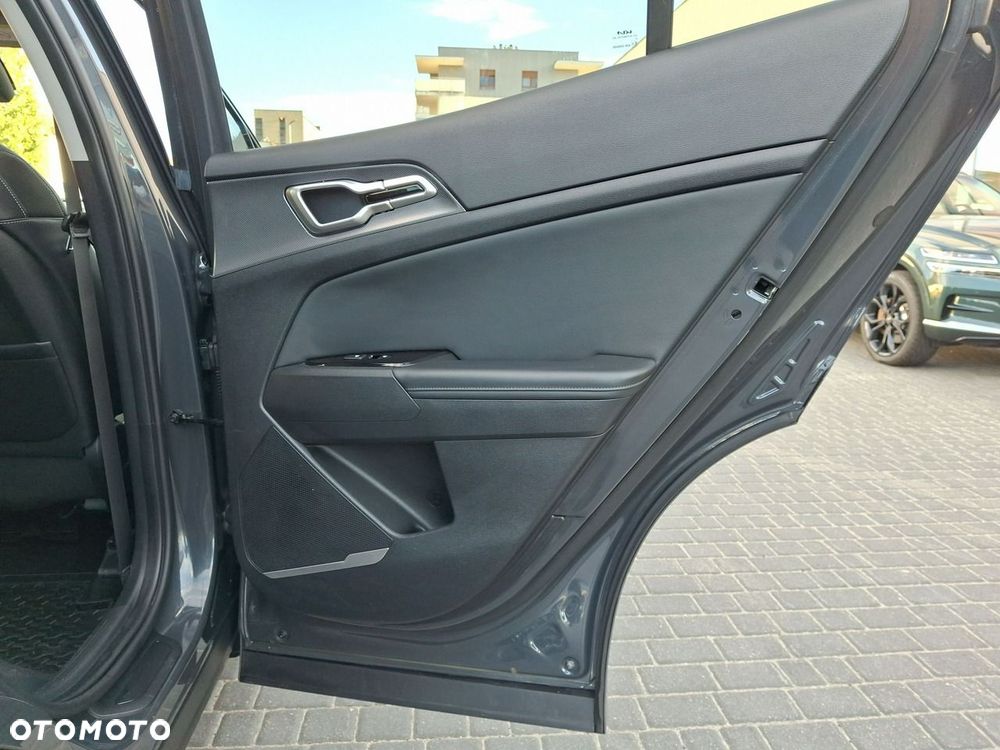 Kia Sportage - 16