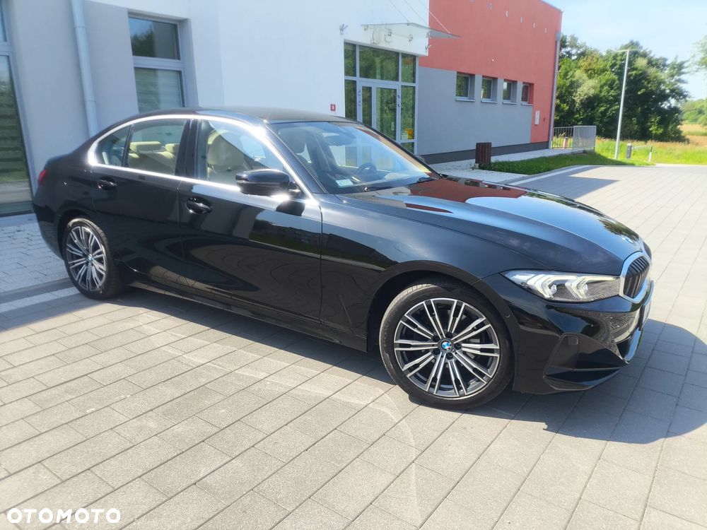 BMW Seria 3 320i - 12