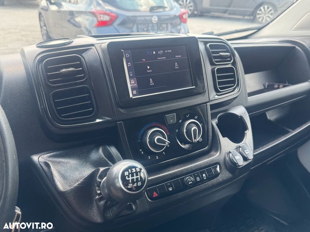 Fiat Ducato 35 Furgon L3H3 2.2 MultiJet - 12