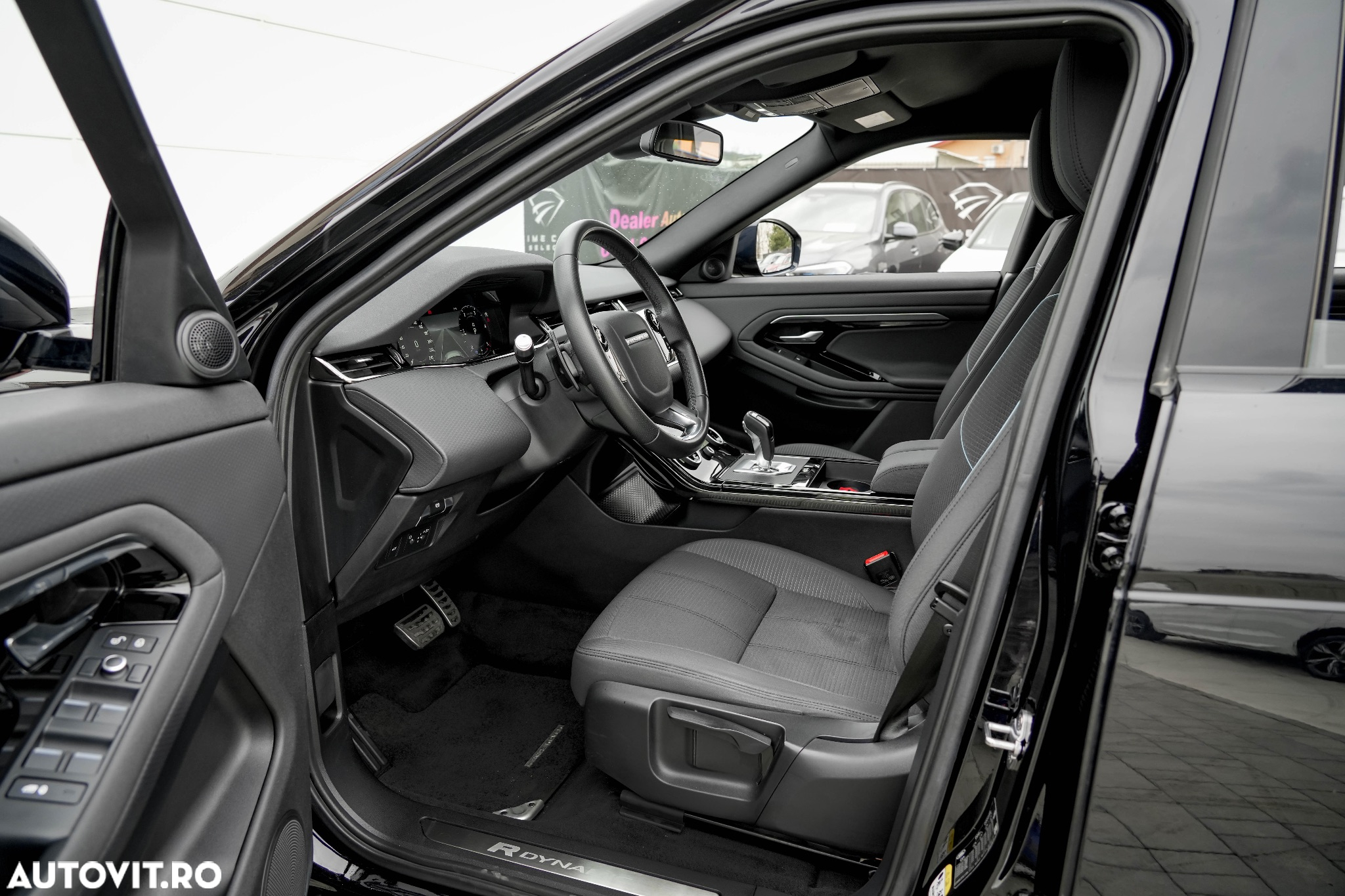 Land Rover Range Rover Evoque 2.0 D150 R-Dynamic HSE - 16