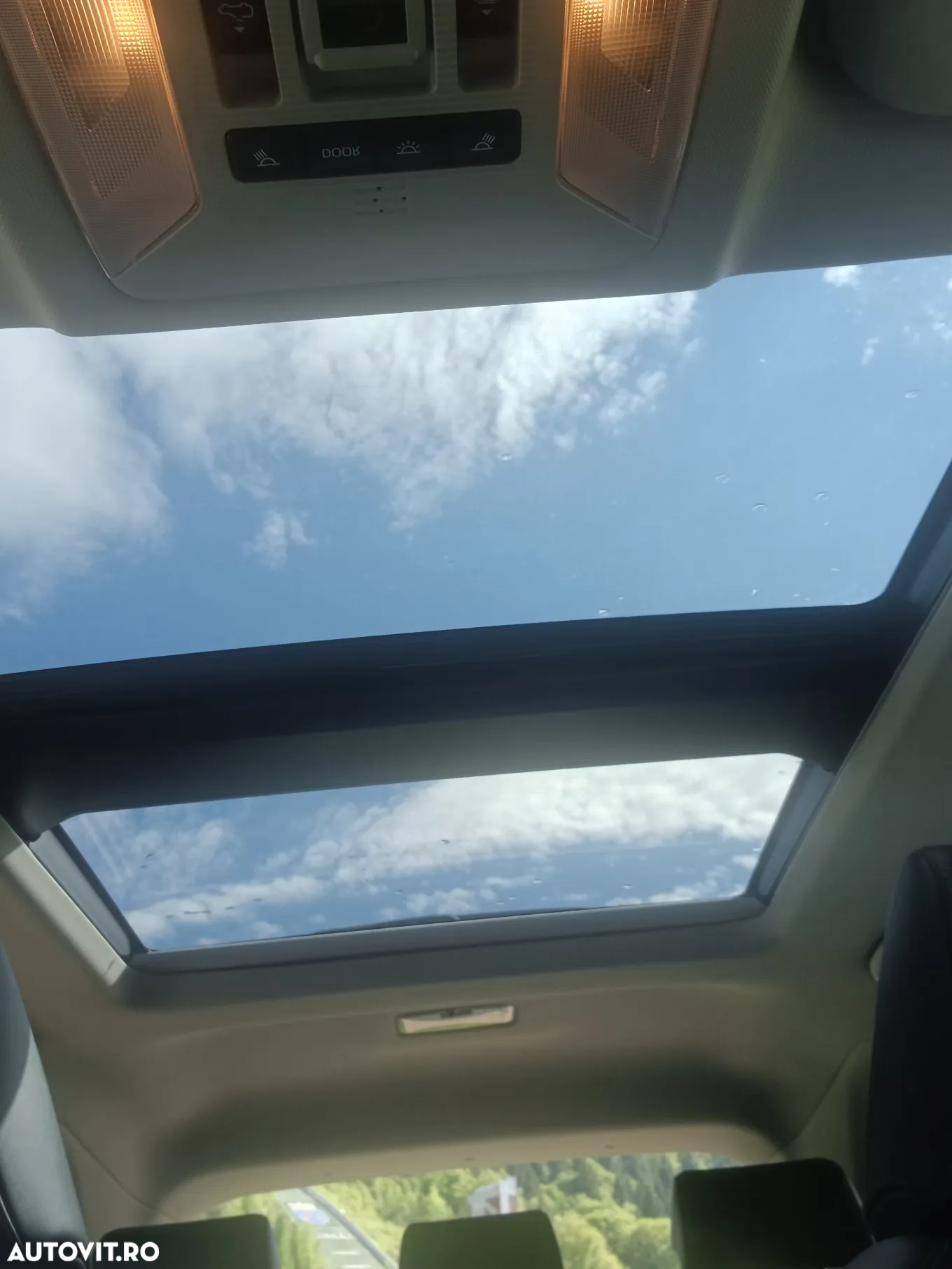 Toyota RAV4 - 6