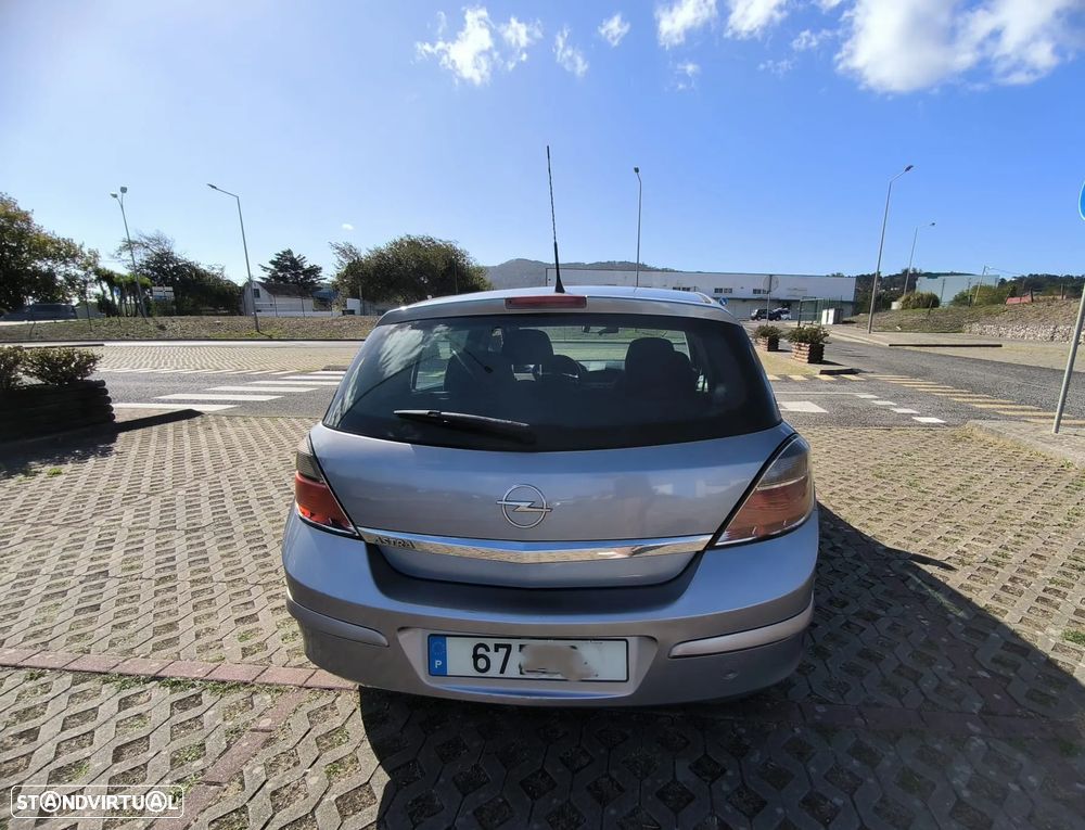 Opel Astra - 2