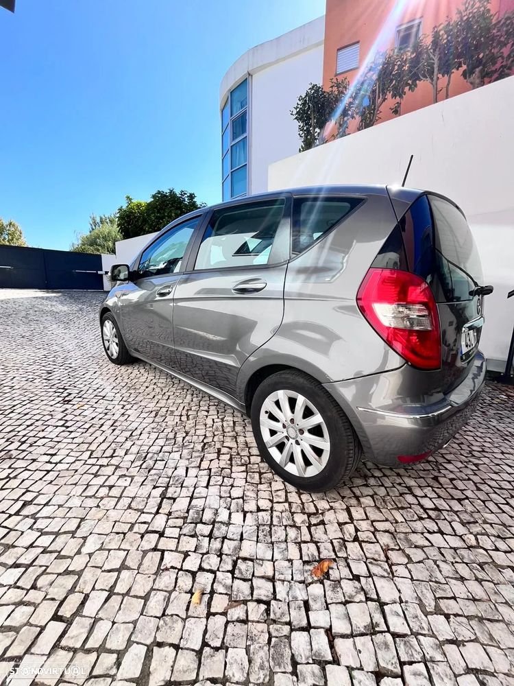 Mercedes-Benz A 180 CDi Avantgarde Automatic - 1