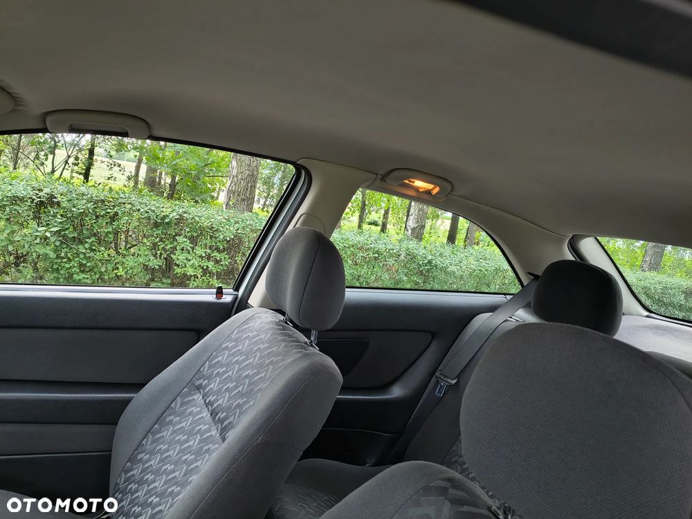 Opel Astra 1.7 DTI - 22