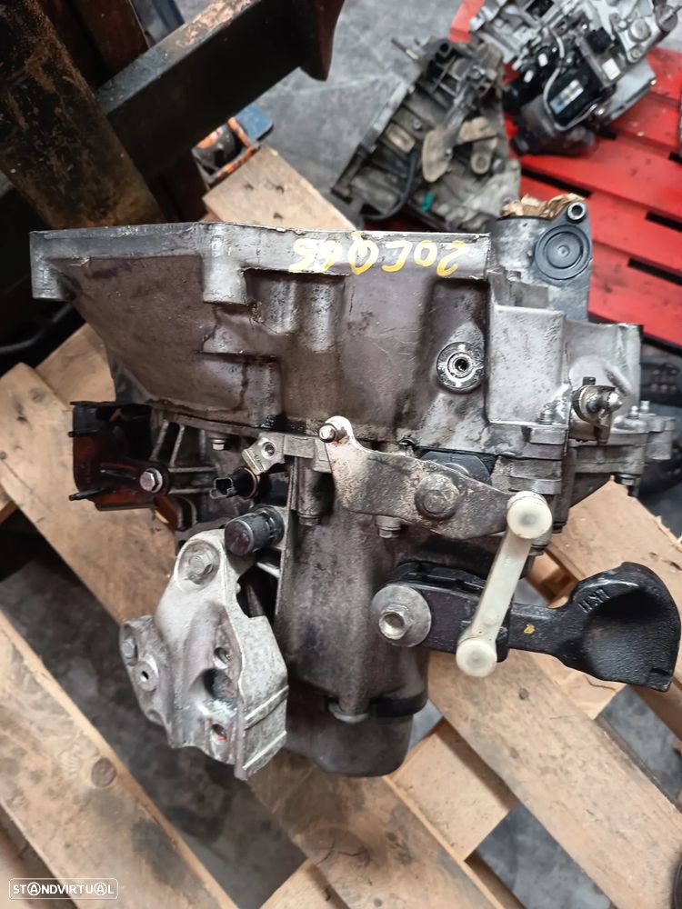 Caixa velocidades Peugeot 208 1.4hdi Ref: 20CQ66 - 2