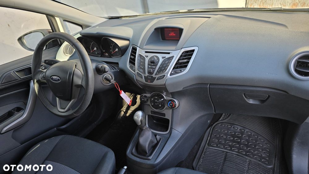 Ford Fiesta 1.25 Trend - 21