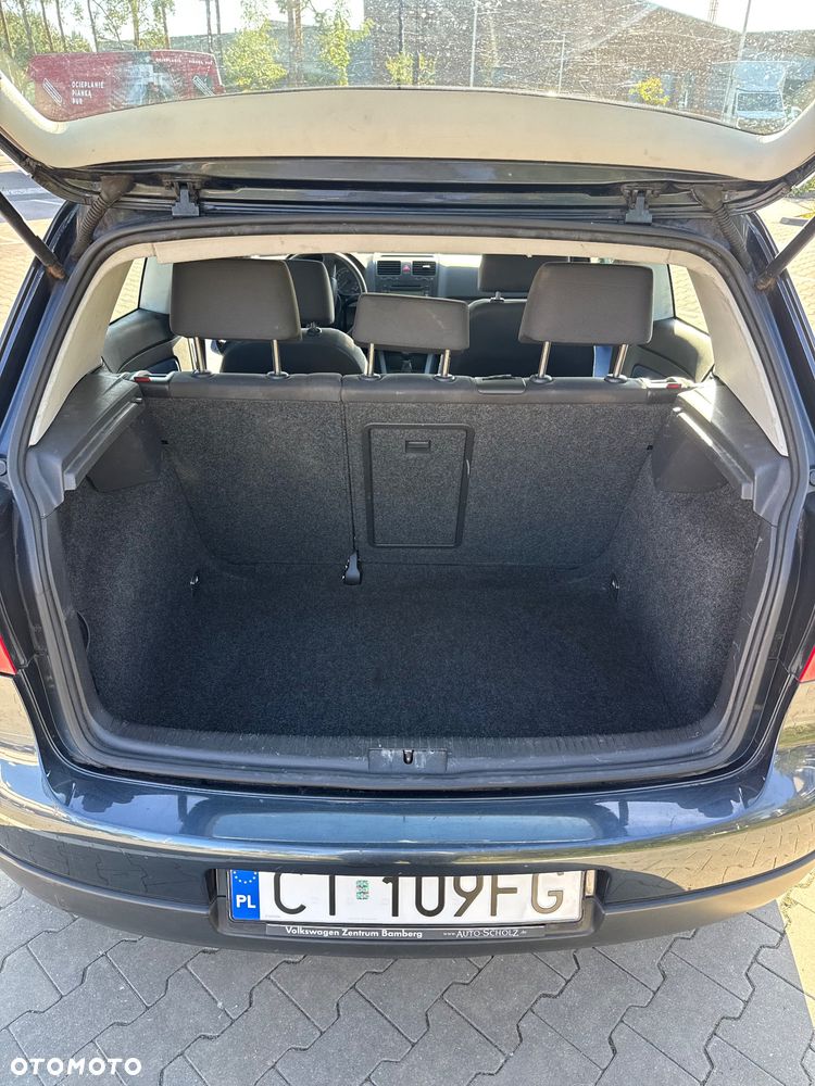 Volkswagen Golf - 12