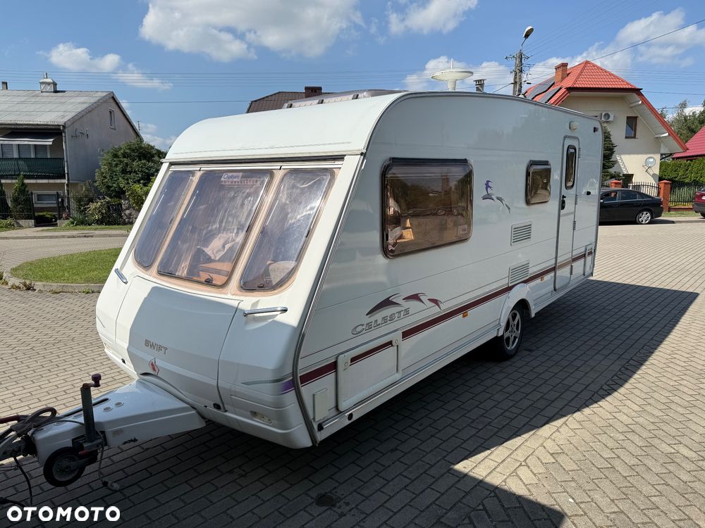 SWIFT Caleste - 9