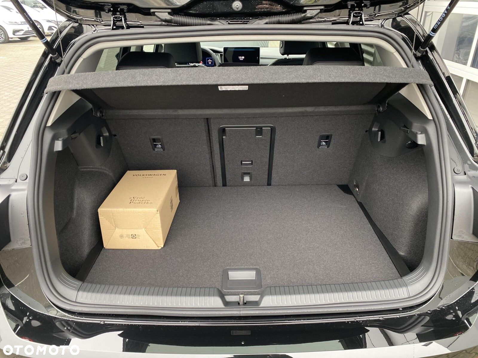 Volkswagen Golf - 17