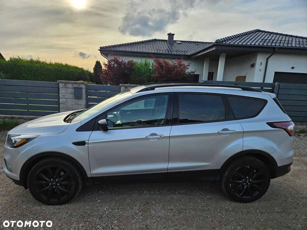 Ford Escape - 2