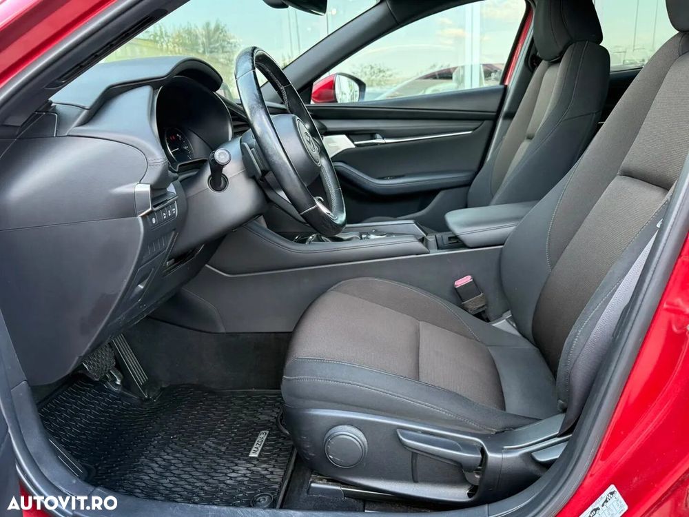 Mazda 3 - 13