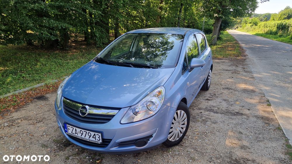 Opel Corsa 1.2 16V Essentia - 1