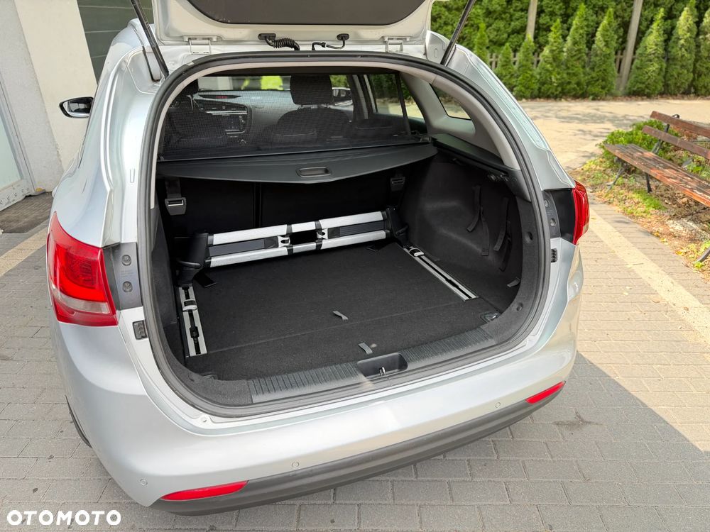 Kia Ceed 1.6 CRDi L Business Line - 18