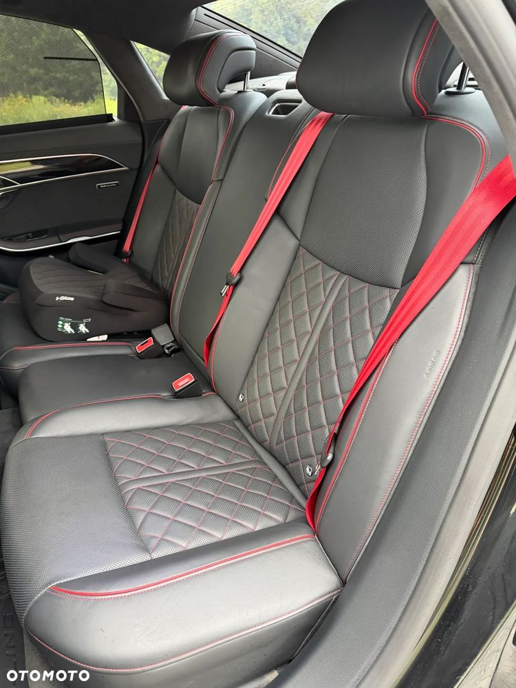 Audi S8 - 14