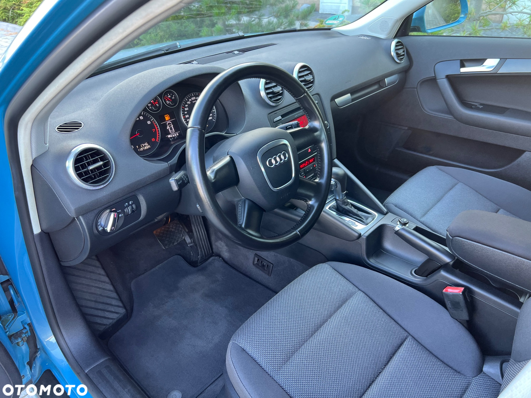 Audi A3 1.6 Ambiente S tronic - 9