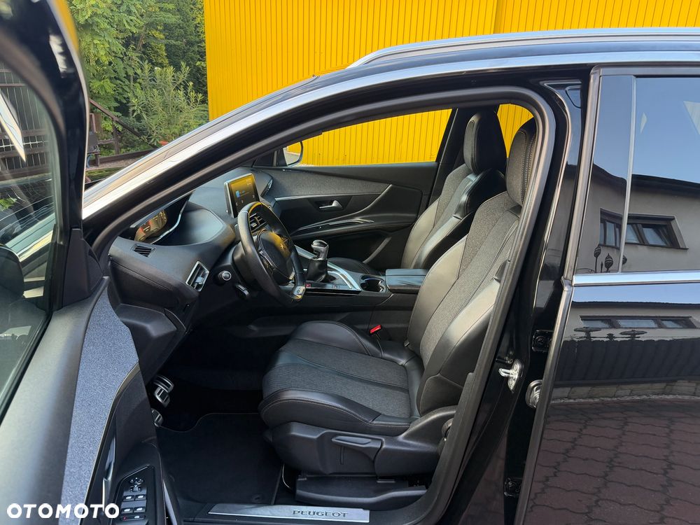 Peugeot 3008 - 21