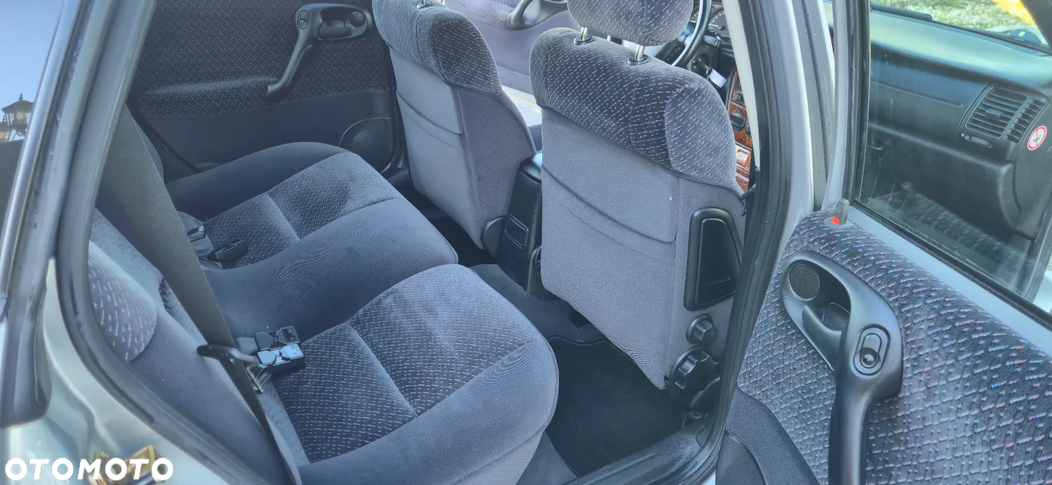 Opel Vectra 2.0 CDX - 20