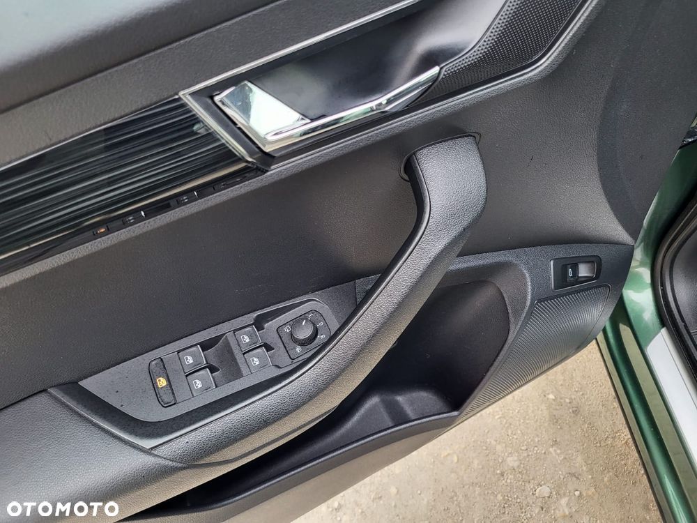 Skoda Karoq 2.0 TDI SCR 4x4 DSG Style - 26