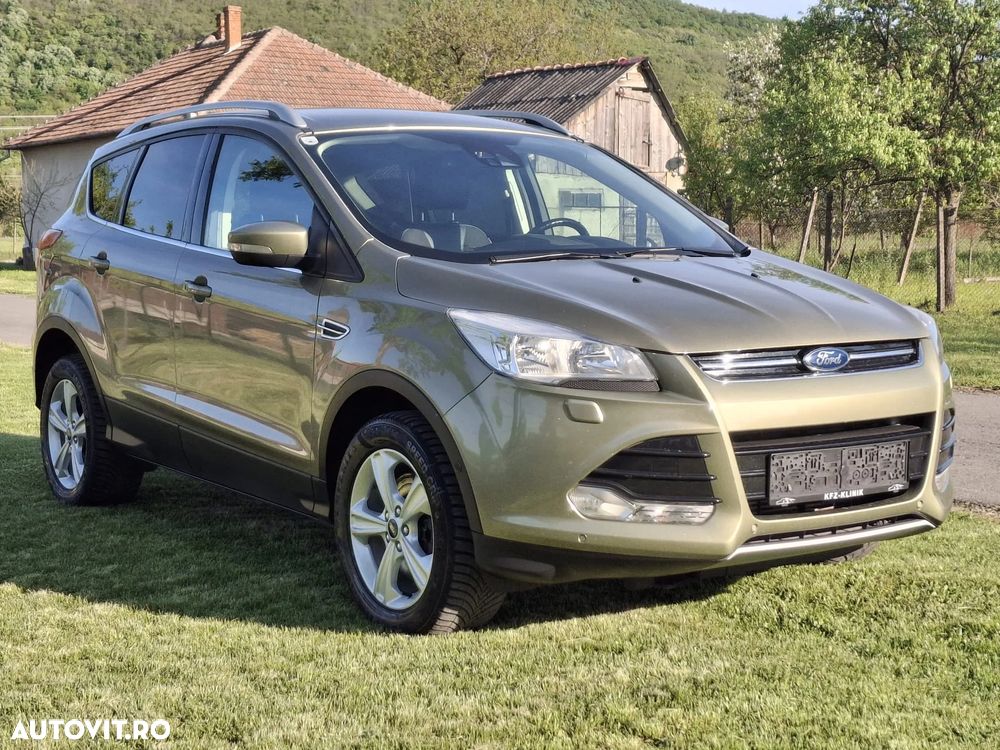 Ford Kuga 2.0 TDCi 4x4 Aut. Titanium - 3