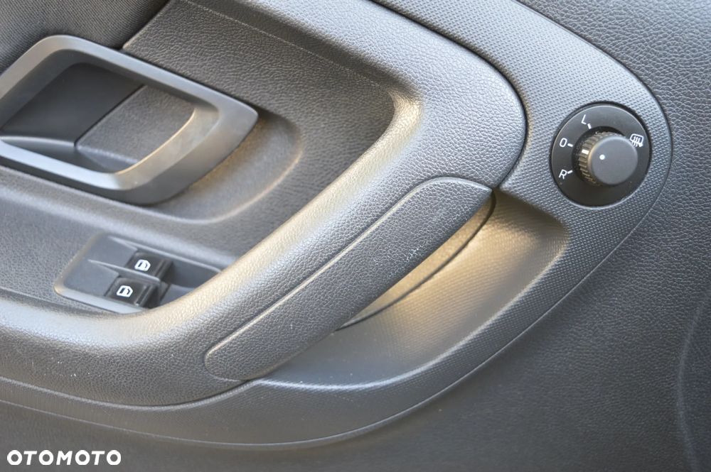 Skoda Fabia - 22