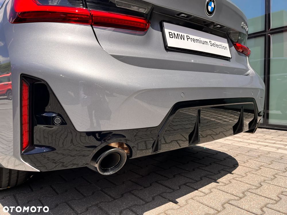 BMW Seria 3 330i xDrive M Sport sport - 10