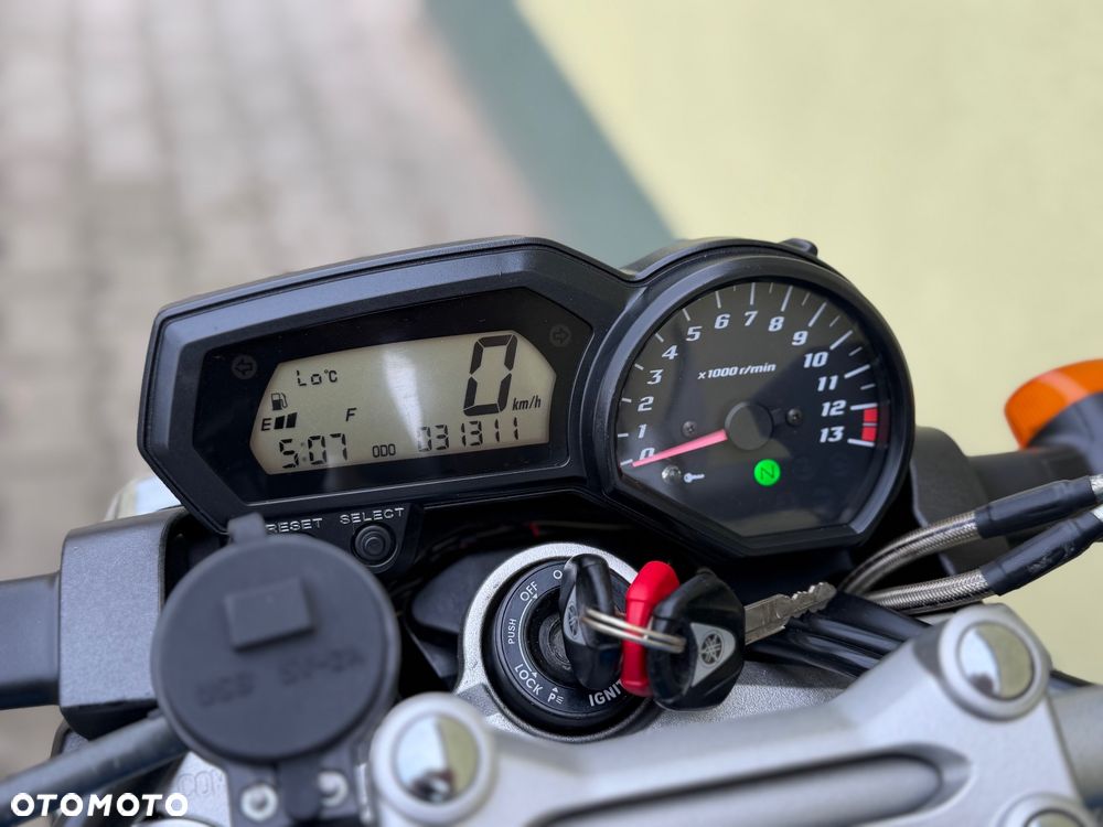 Yamaha FZ - 39
