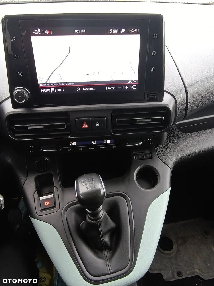 Citroën Berlingo XL BlueHDi 130 SHINE - 27