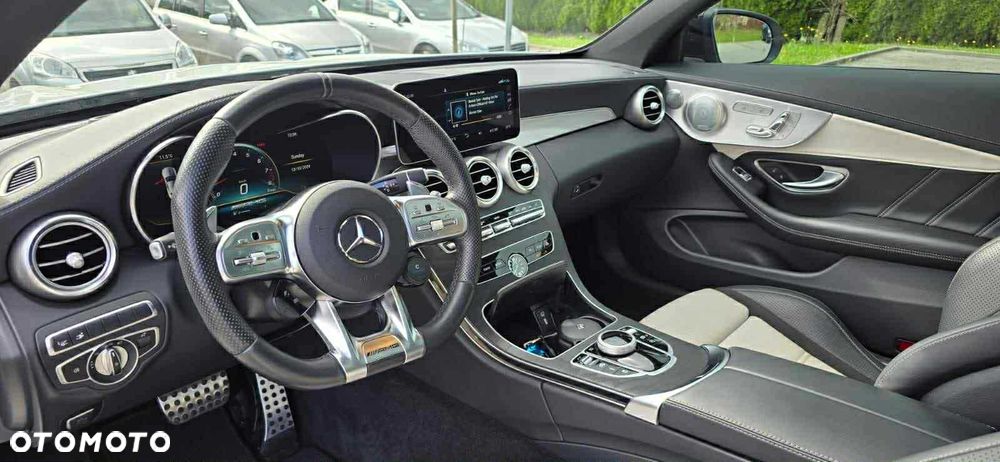 Mercedes-Benz Klasa C AMG 63 S Coupe AMG Speedshift MCT 9G - 11