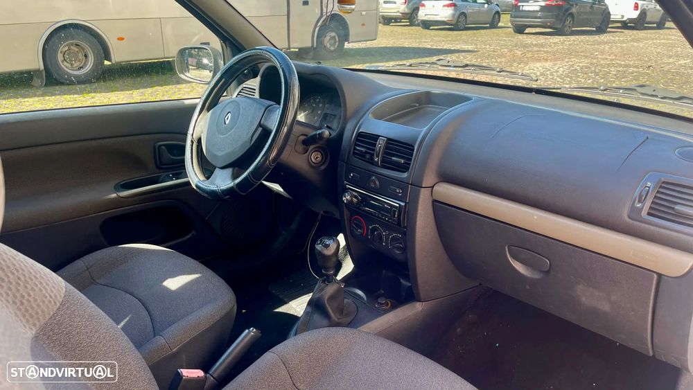 Renault Clio 1.5 DCI VAN - 13