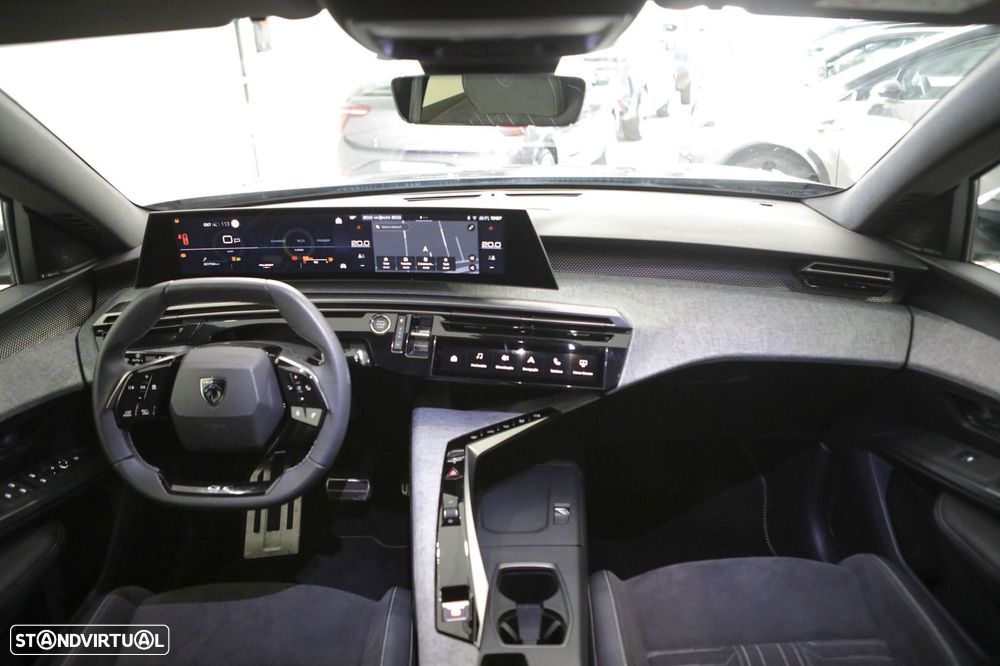 Peugeot 3008 1.2 Hybrid GT e-DCS6 - 28