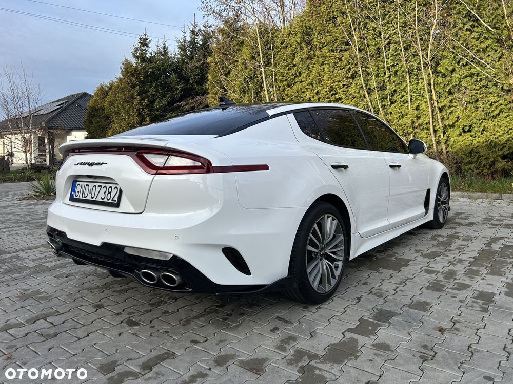 Kia Stinger 2.0 T-GDI L - 14