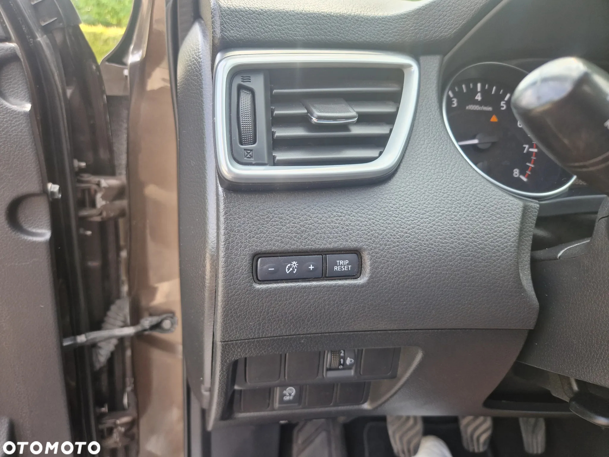 Nissan Qashqai 1.2 DIG-T Tekna EU6 - 28