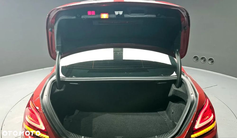 Mercedes-Benz Klasa C AMG 43 4Matic 9G-TRONIC - 13