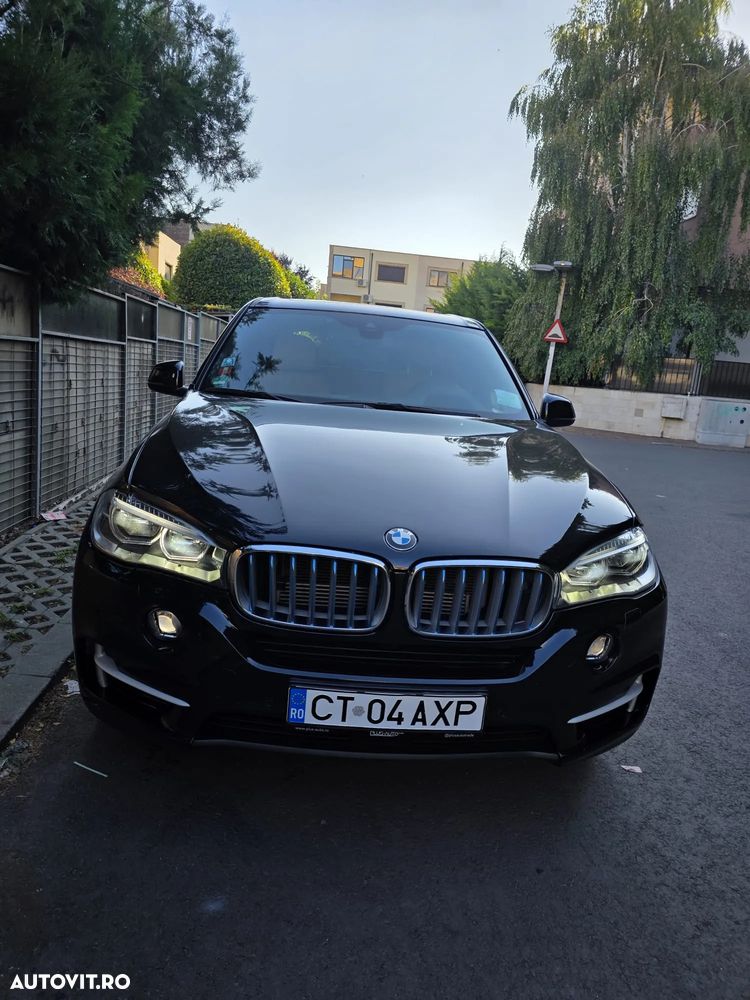 BMW X5 2018 — imagine 9