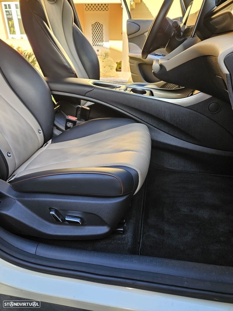 BYD Dolphin 60.4 kWh Design - 11