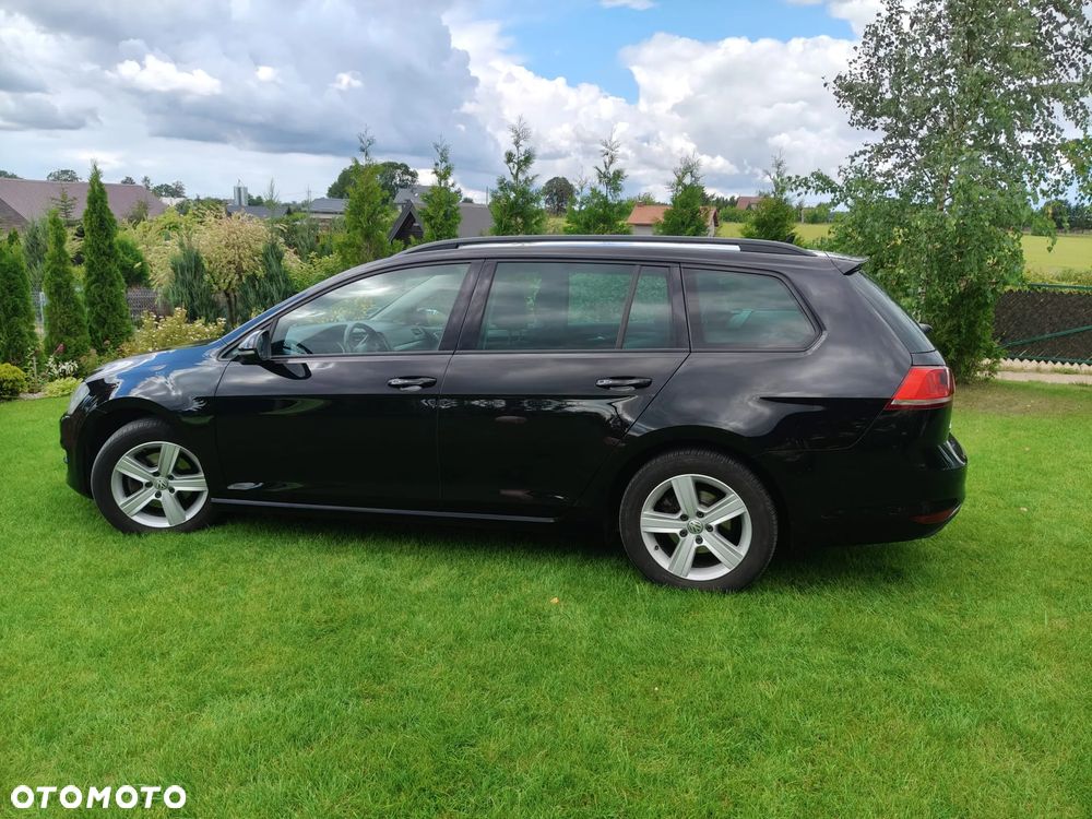 Volkswagen Golf - 10