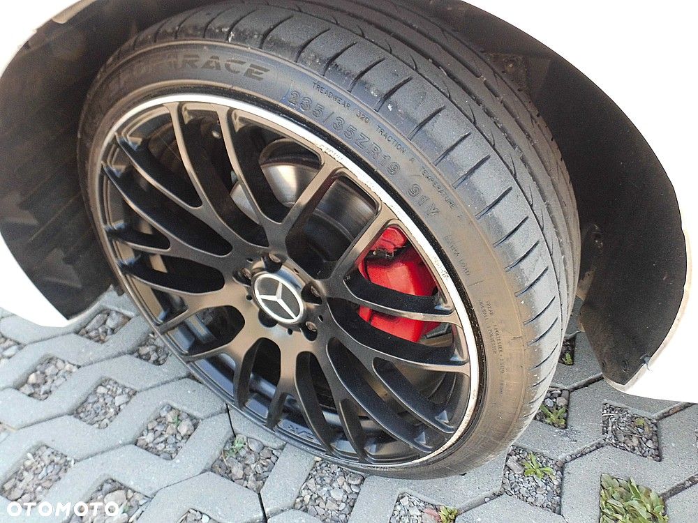 Mercedes-Benz Klasa E 200 CGI BlueEFFICIENCY Automatik Avantgarde - 27